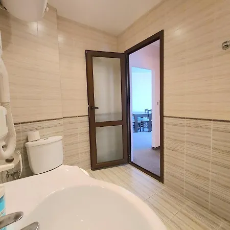 Grenada - Private - Black Sea Διαμέρισμα Σάνι Μπιτς